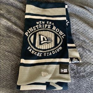New York Yankees New Era Pinstripe Bowl Scarf NWT